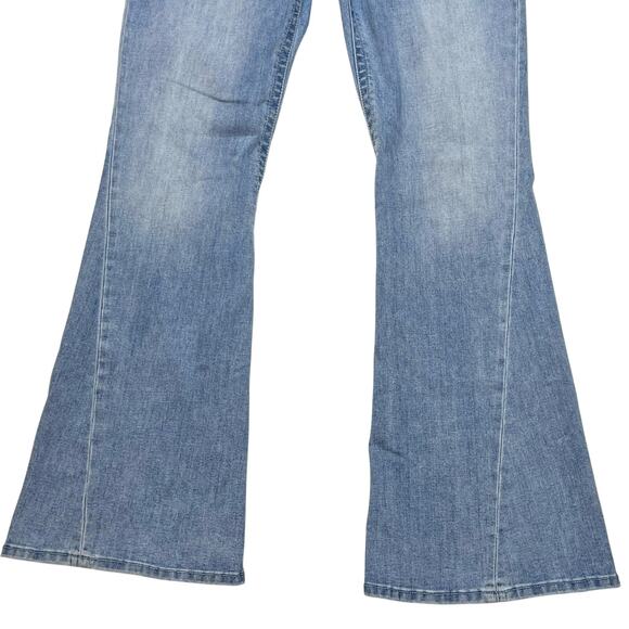 True Religion Joey Flare Legs Jeans Women 34x30 Light Blue Washed Low Rise - Picture 4 of 11